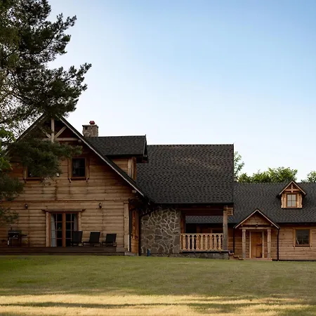 Osada Debno بيت للعطل *