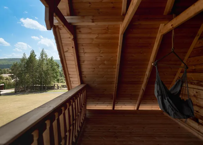 Osada Debno بيت للعطل